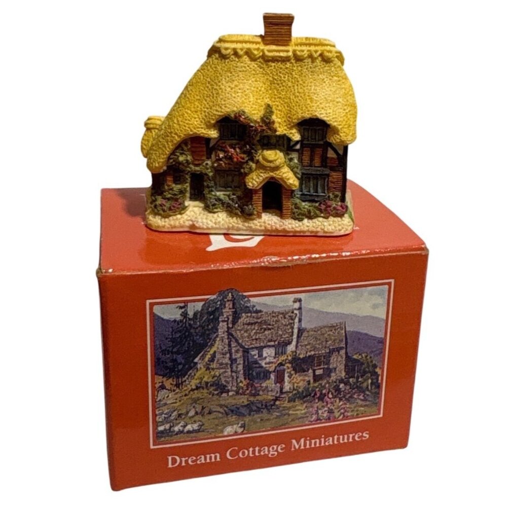 Lilliput Lane Dream Cottage Honeysuckle Miniature Collectible 1 3/4"